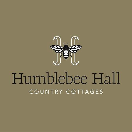 The Treehouse At Humblebee Hall Worcester Exterior photo